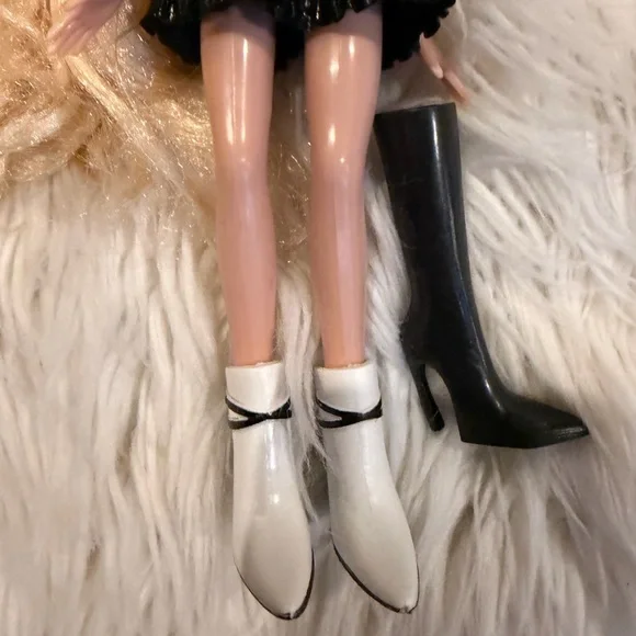 Original Bratz Girlz Really Rock Chloe - Picture 5 of 6